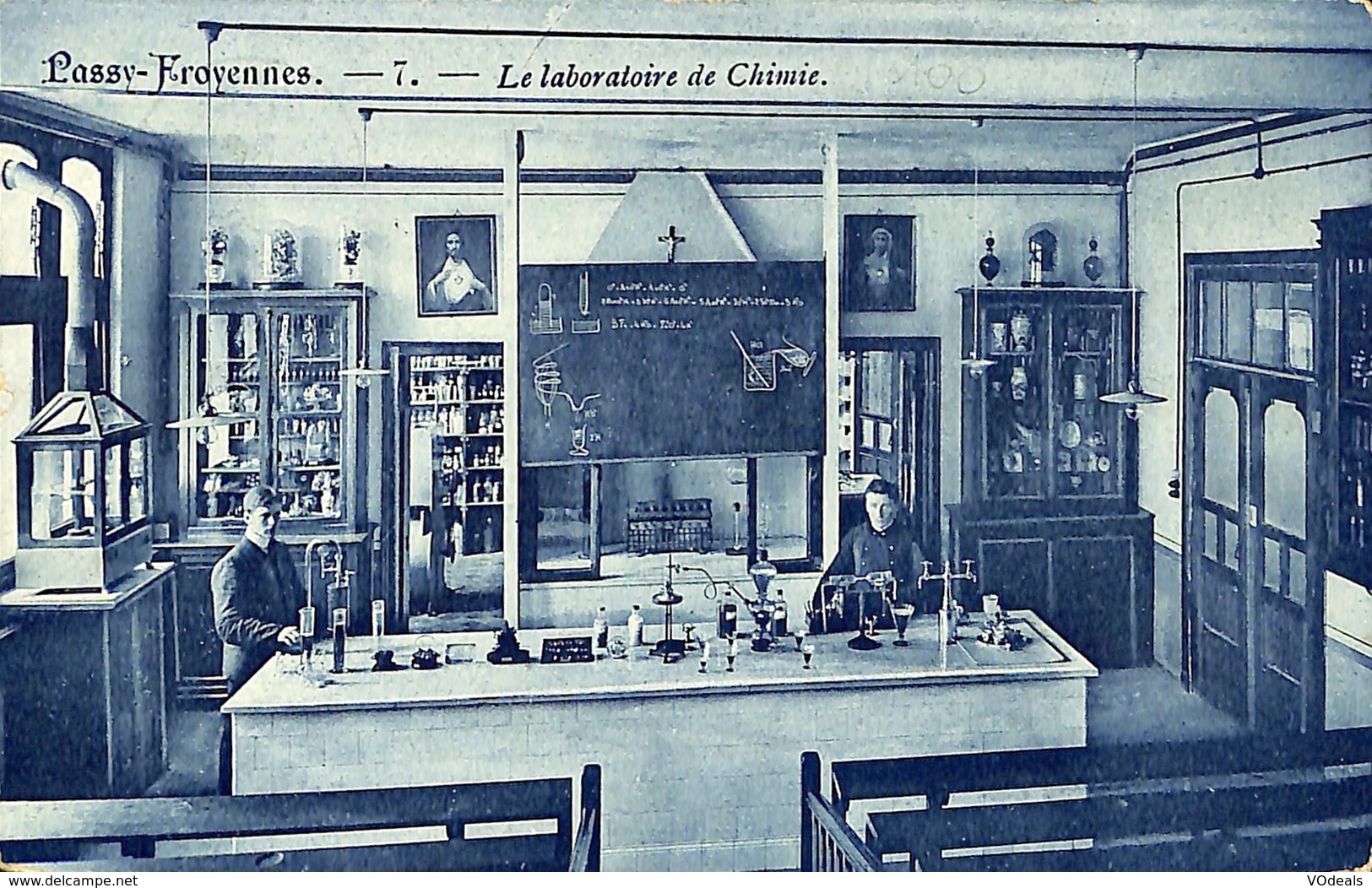 027 536 - CPA - Belgique - Passy-Froyennes - Le Laboratoire De Chimie - Tournai