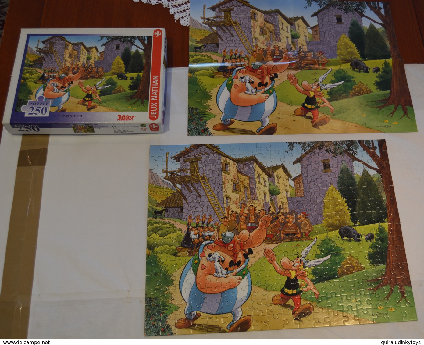 ASTERIX RARE PUZLLE "LE VILLAGE CORSE" 250 Piéces 31,5x41,5 Complet Et En Bon état Voir Photos - Puzzels