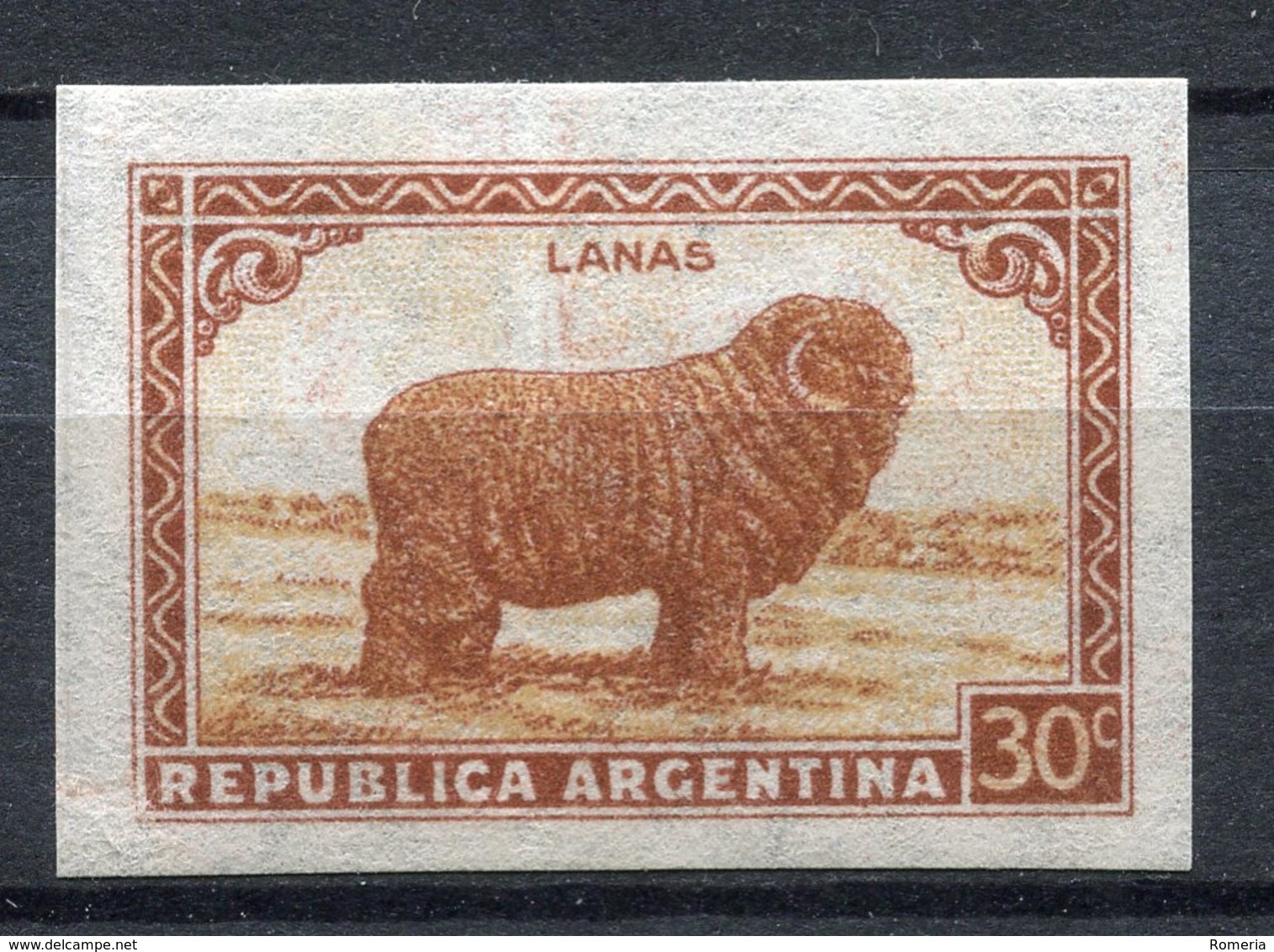 Argentine - 1935 - Yt 377a - Non Dentelé Provenant D'un Bloc D'essai De Couleurs De 4 - * Trace Charnière - Nuevos