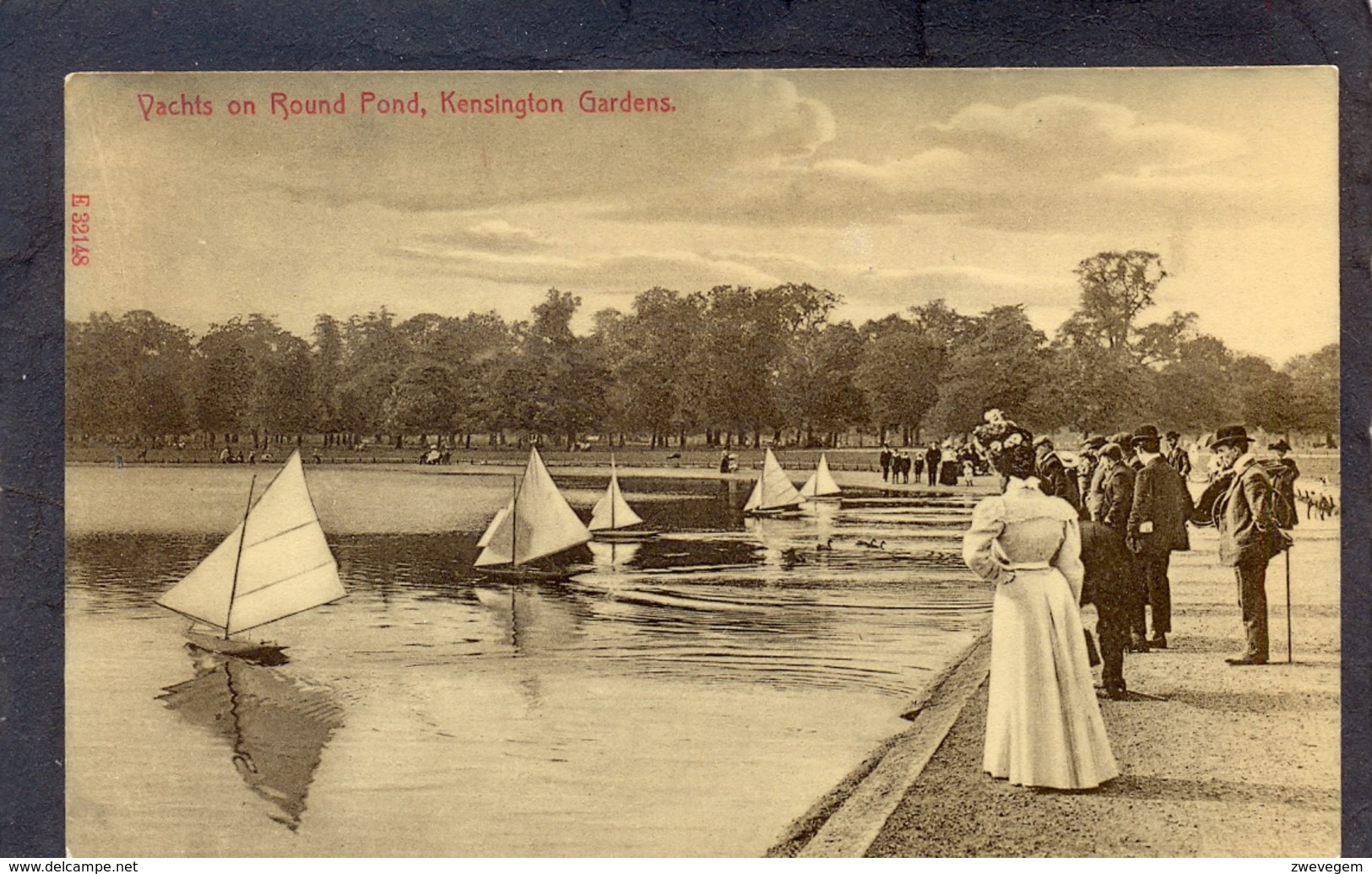 Yachts On Round Pond , KENSINGTON GARDENS; - Londen - Buitenwijken