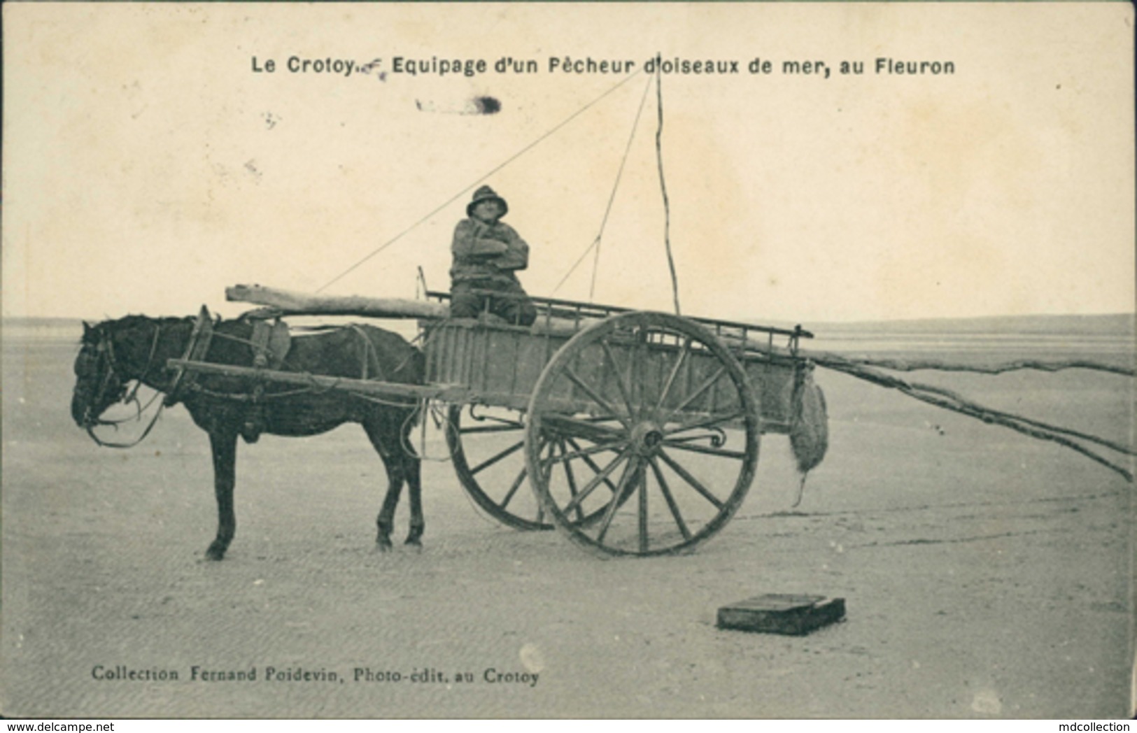 80 LE CROTOY / Equipage D'un Pecheur D'oiseaux De Mer Au Fleuron  / - Le Crotoy