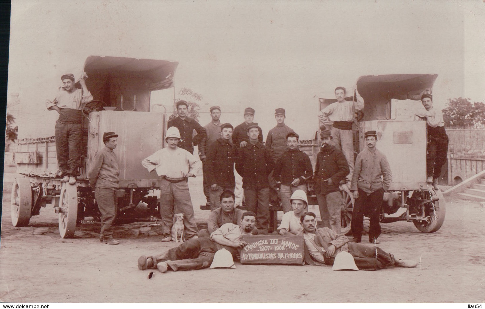 CARTE PHOTO CAMPAGNE DU MAROC 1907-1908 AUTOMOBILISTES MILITAIRES Camions - Guerres - Autres