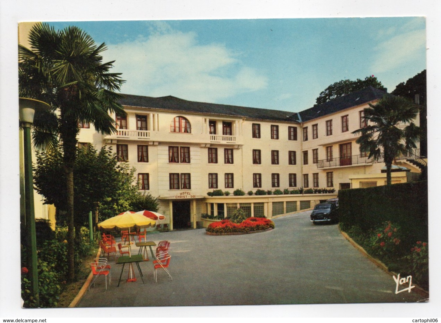 - CPM LOURDES (65) - HOTEL CHRIST-ROI - Editions CHAMBON - - Lourdes