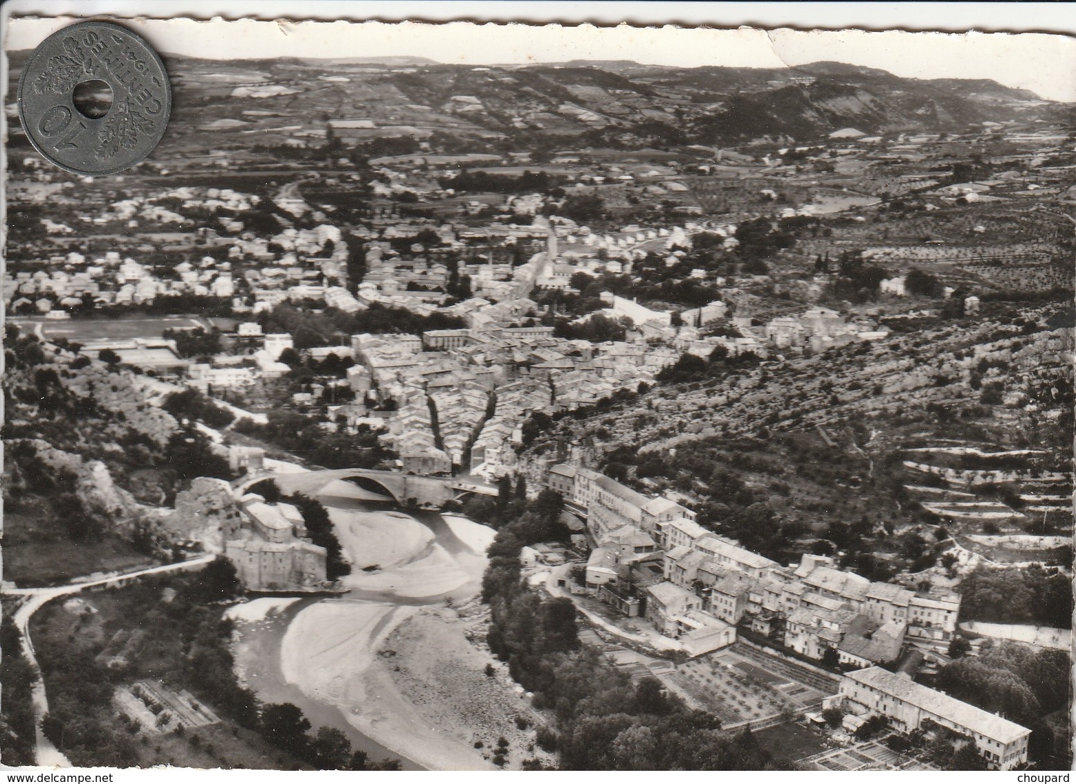 26 -Très Belle Carte Postale Semi Moderne De  NYONS   Vue Aérienne - Nyons