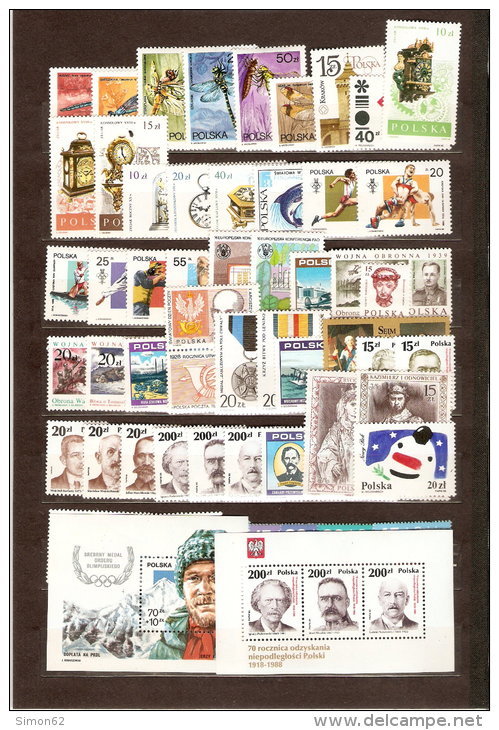 POLOGNE ANNEE COMPLETE 1988 NEUVE ** MNH LUXE 55 TIMBRES ET 2 BLOCS - Années Complètes