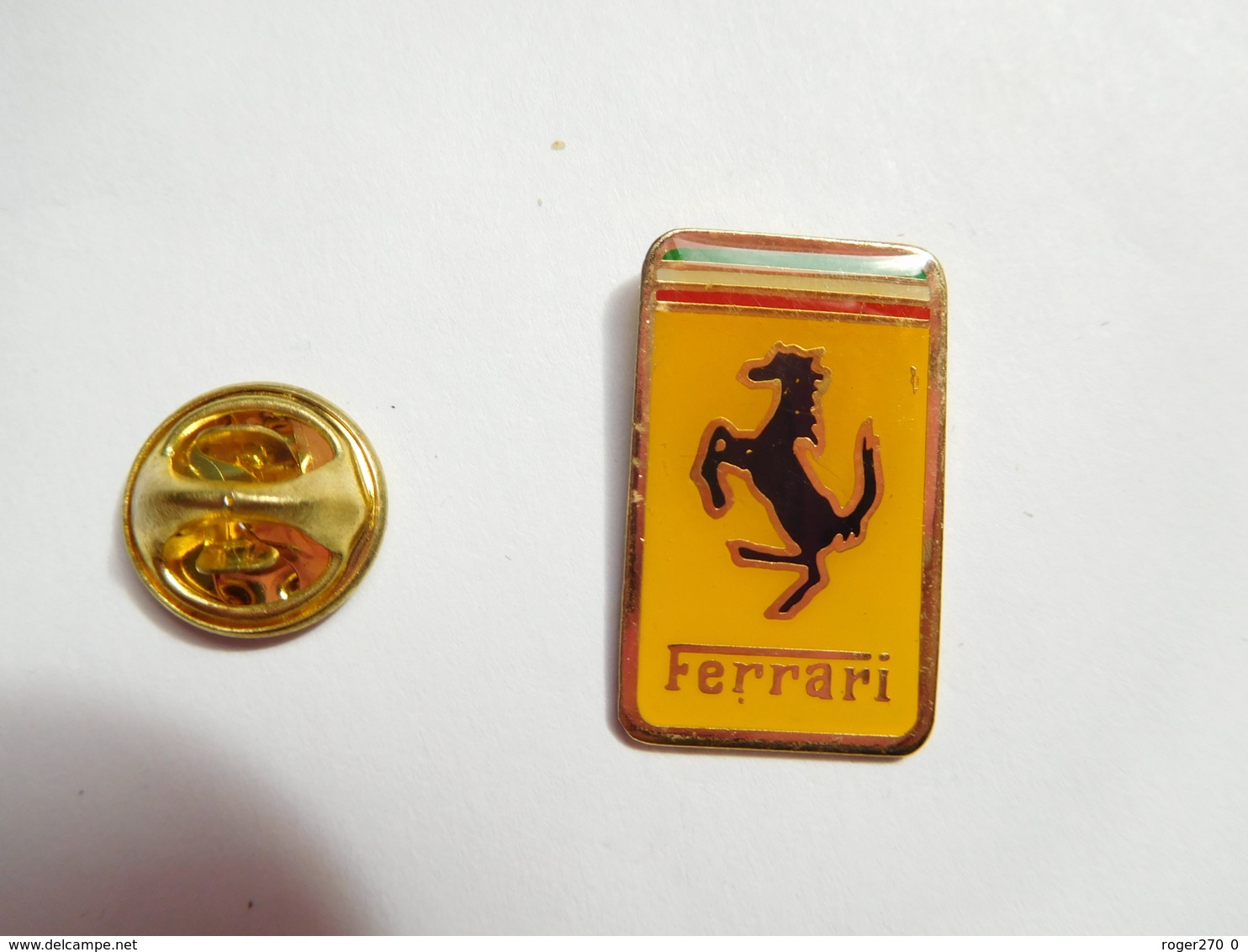 Beau Pin's , Auto , Logo Ferrari - Ferrari