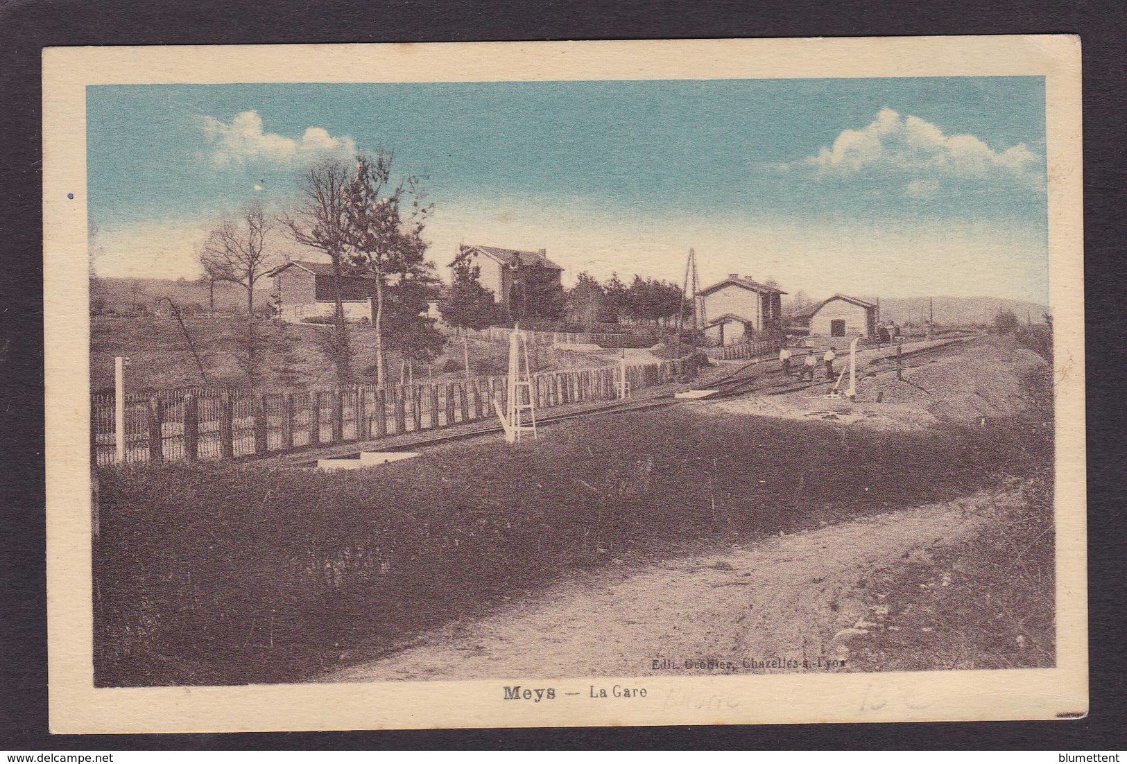 CPA Rhône 69 MEYS La Gare Chemin De Fer Circulé - Sonstige & Ohne Zuordnung