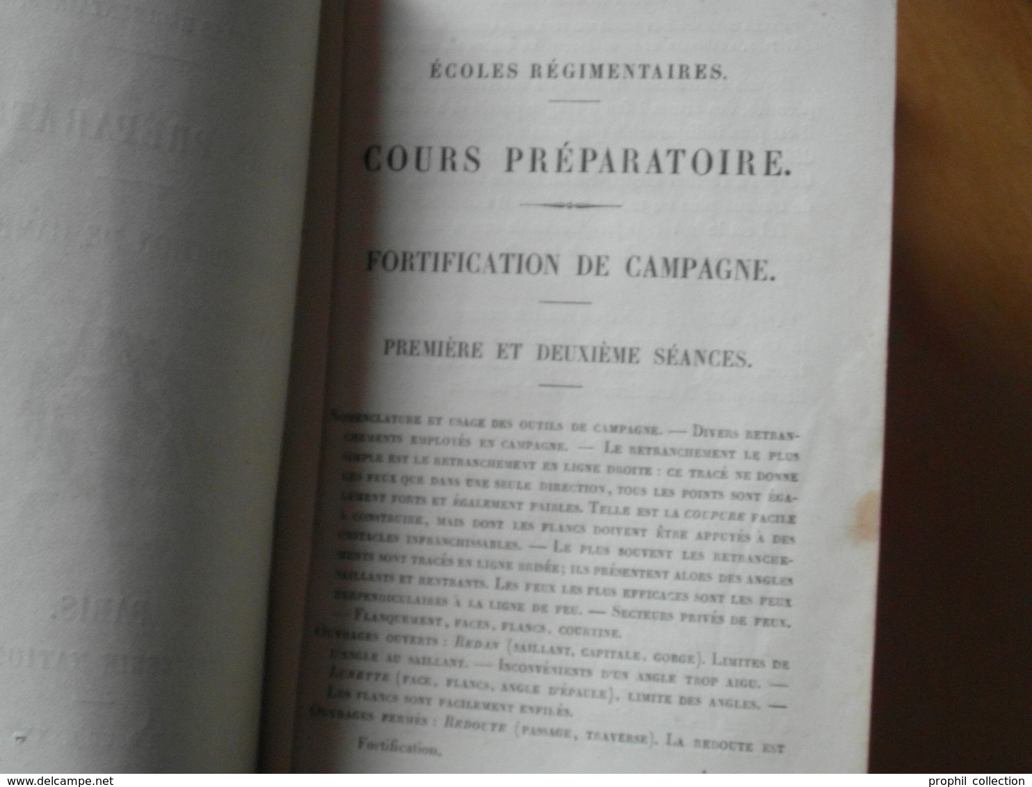 LIVRE " FORTIFICATION DE CAMPAGNE / COURS PRÉPARATOIRE " (1880) ÉDITÉ PAR Le MINISTÈRE DE LA GUERRE PARIS (176 PAGES) - Anglais