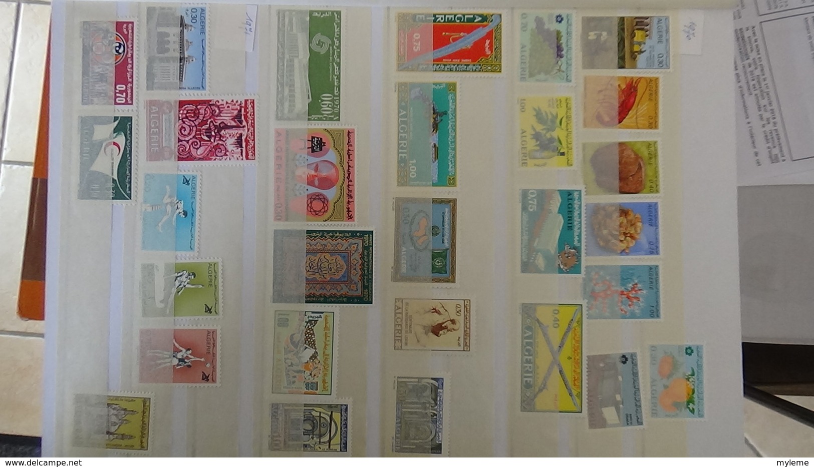 C91 Très Belle Collection Timbres Et Blocs ** D'Algérie, Bénion Et Burkina Fasso Dont Bonnes Petites Valeurs !!! - Collections (en Albums)