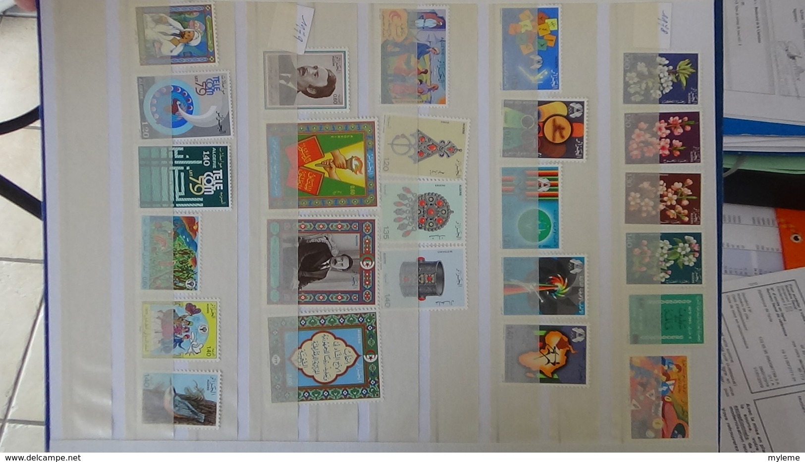 C91 Très belle collection timbres et blocs ** d'Algérie, Bénion et Burkina Fasso dont bonnes petites valeurs !!!