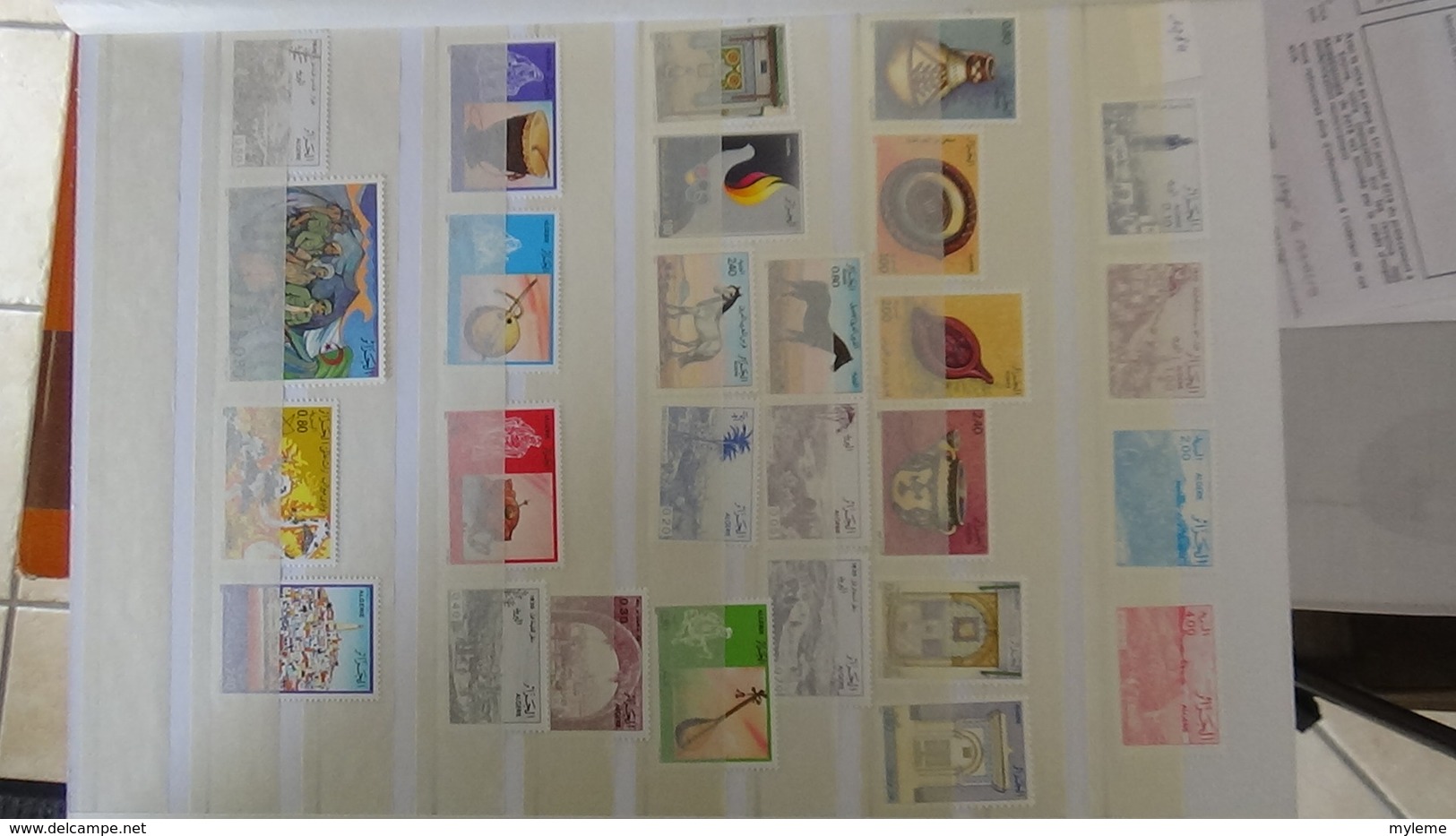 C91 Très belle collection timbres et blocs ** d'Algérie, Bénion et Burkina Fasso dont bonnes petites valeurs !!!