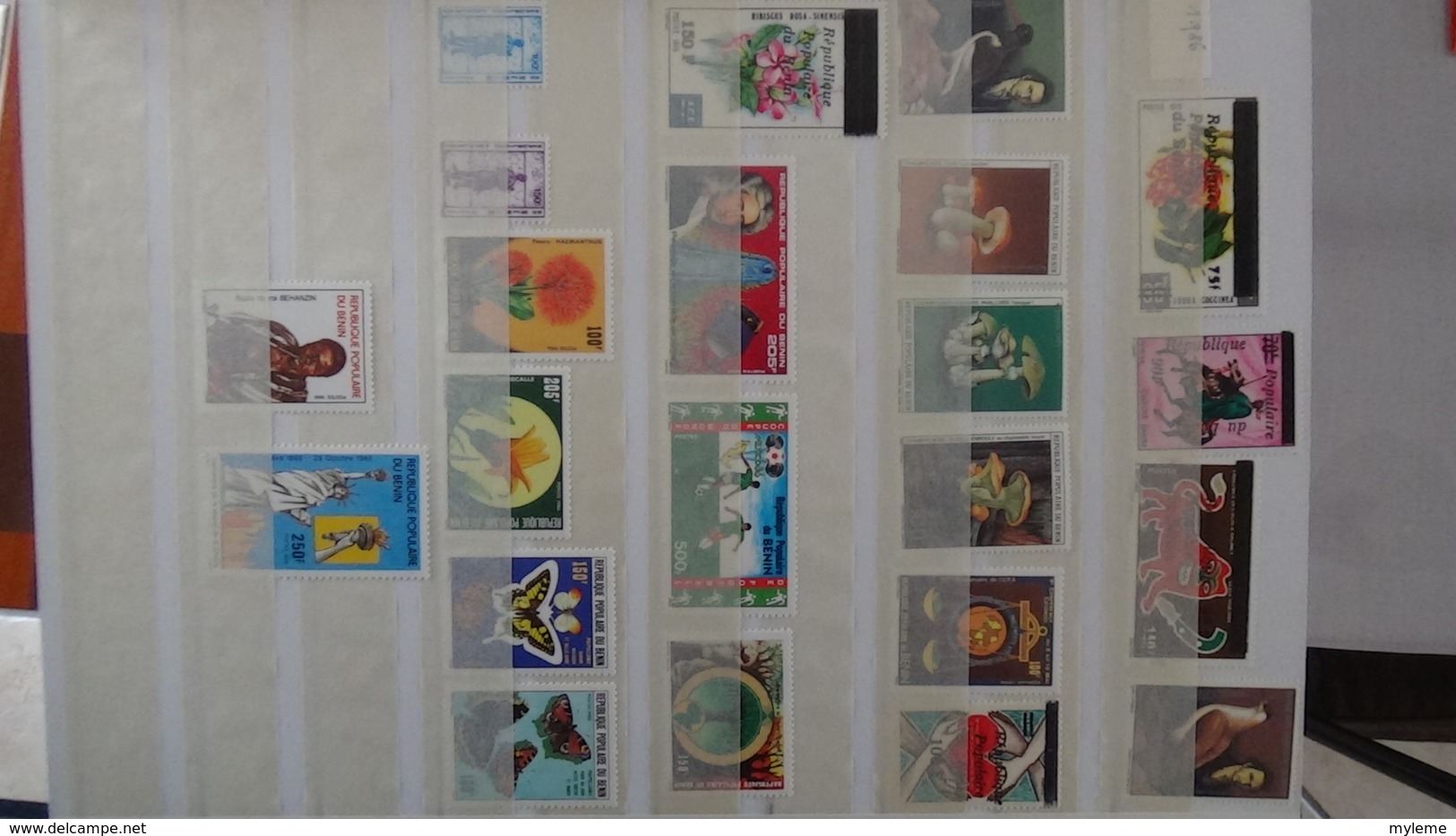 C91 Très belle collection timbres et blocs ** d'Algérie, Bénion et Burkina Fasso dont bonnes petites valeurs !!!