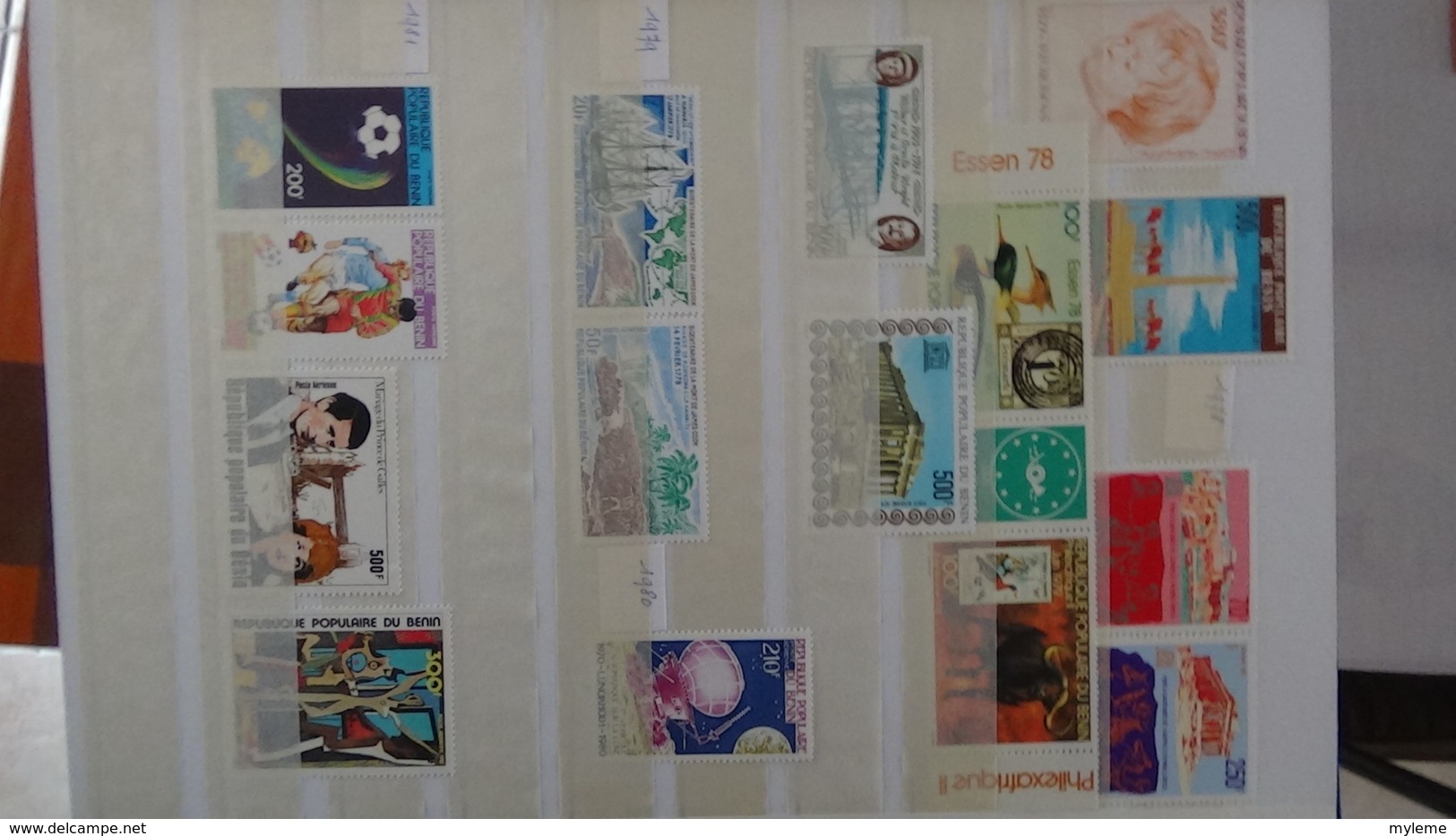 C91 Très belle collection timbres et blocs ** d'Algérie, Bénion et Burkina Fasso dont bonnes petites valeurs !!!