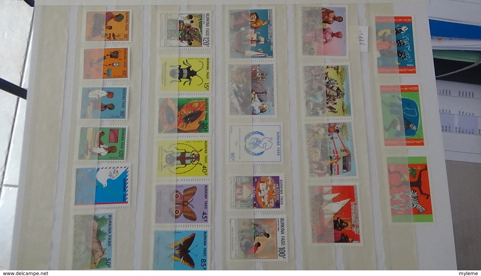 C91 Très belle collection timbres et blocs ** d'Algérie, Bénion et Burkina Fasso dont bonnes petites valeurs !!!