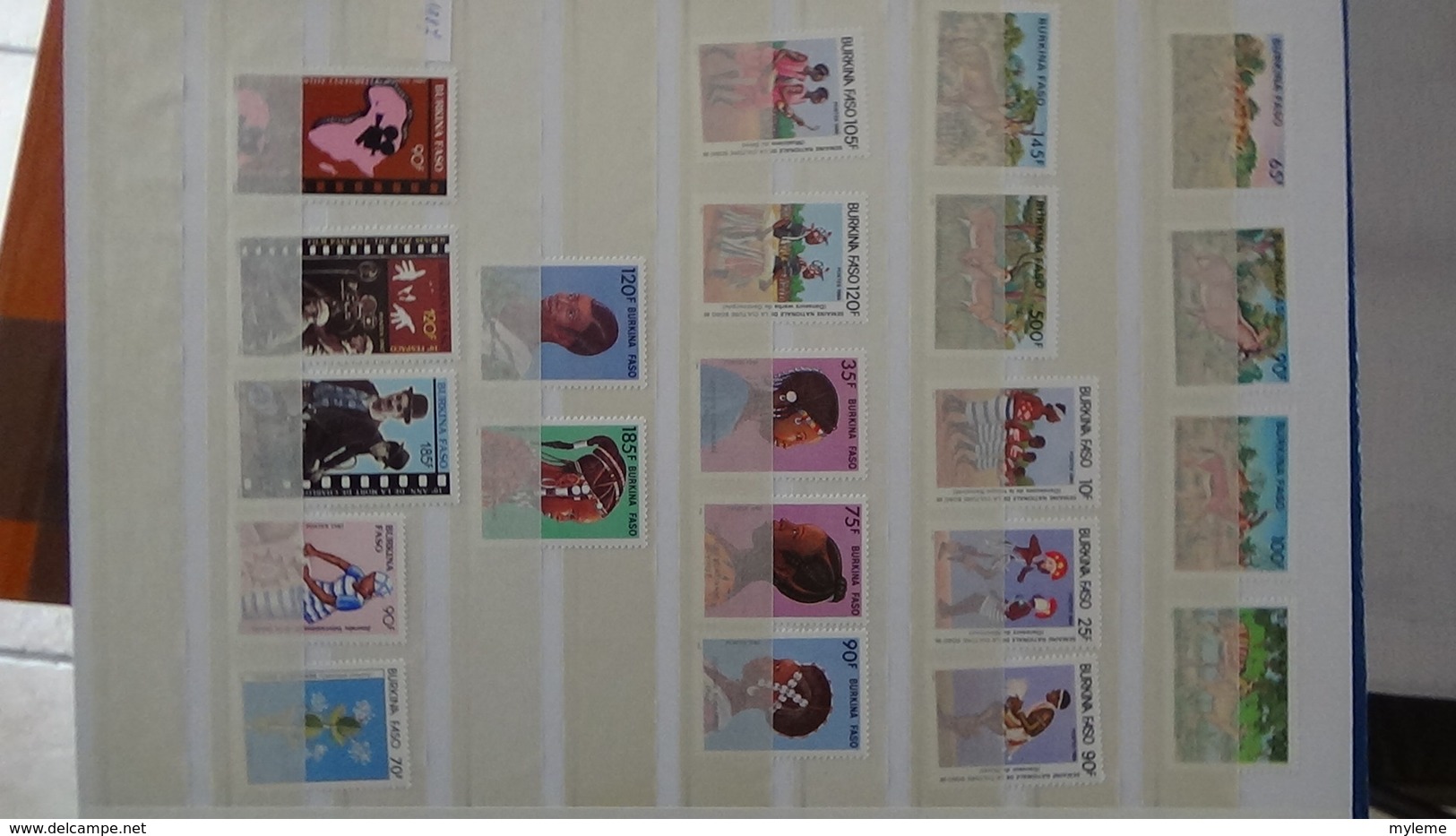 C91 Très belle collection timbres et blocs ** d'Algérie, Bénion et Burkina Fasso dont bonnes petites valeurs !!!