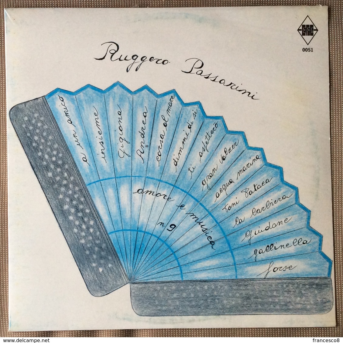 LP 33 - RUGGERO PASSARINI FISARMONICA E ORCHESTRA . AMORE E MUSICA N 9 - Autres - Musique Italienne