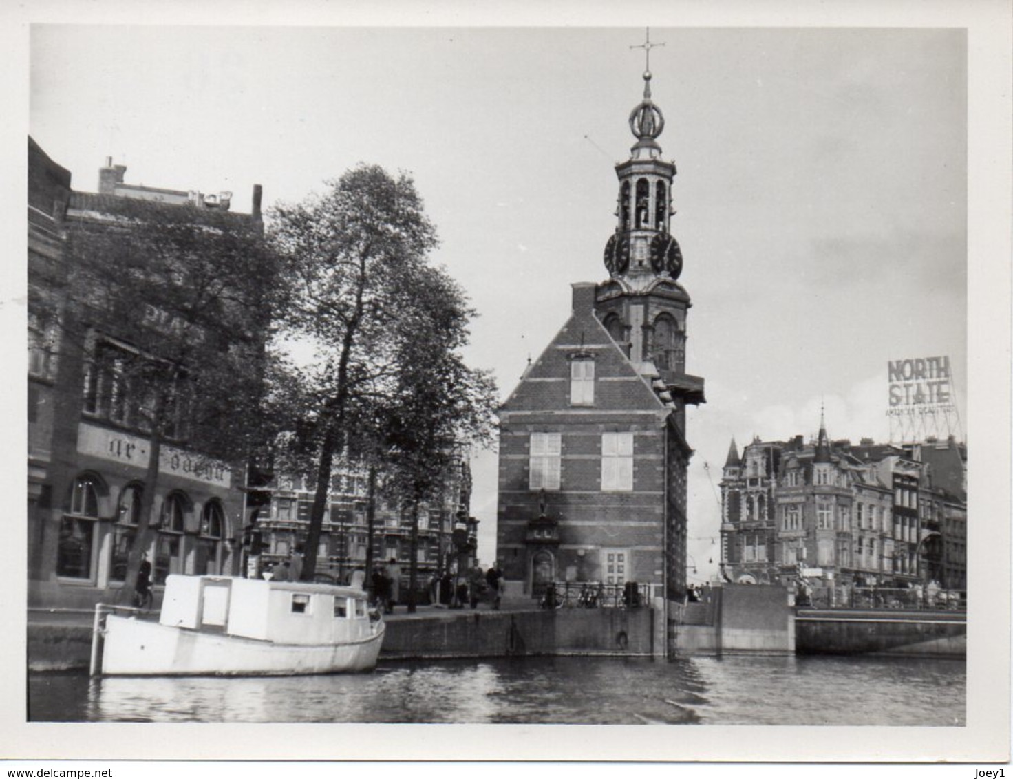 Photo Hollande(nederland) Années 50 Format 9/12  église Et Bateau. - Orte