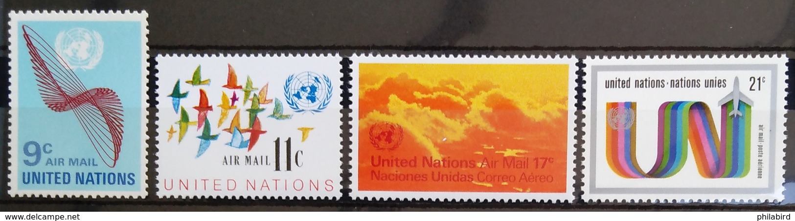 NATIONS-UNIS  NEW YORK                   PA 15/18                    NEUF** - Luftpost