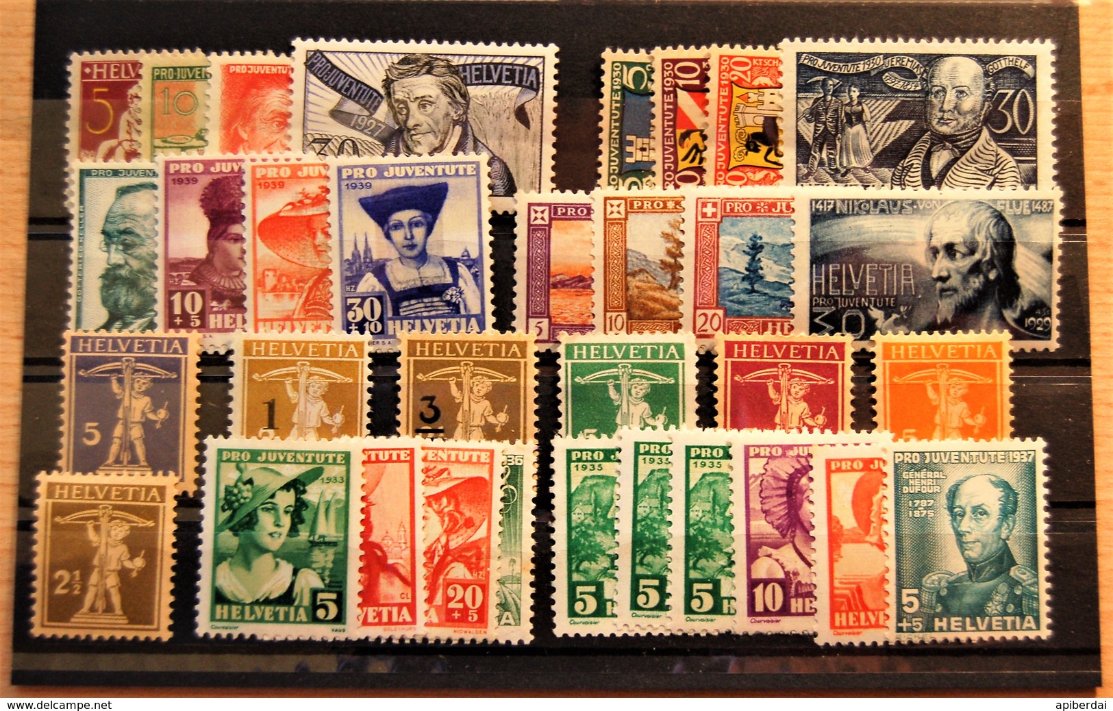 Suisse Switzerland -  4 Series + 17 Stamps Pro Patria / Juventus * (MH) - Lotes/Colecciones