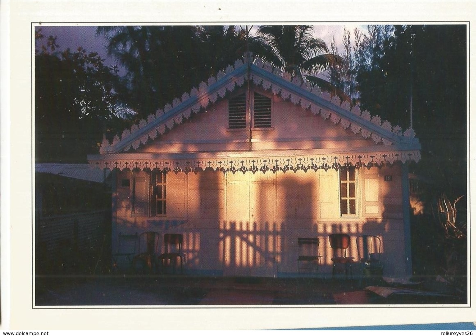 CPSM,Réunion , N°6074, Case Créole ,Ed. Hoa-Qui , 1990 - Réunion