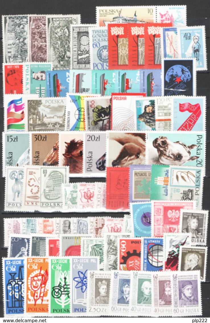 Mondiali 2500 francobolli differenti , sciolti e blocchi . Gomma integra **/MNH VF/F