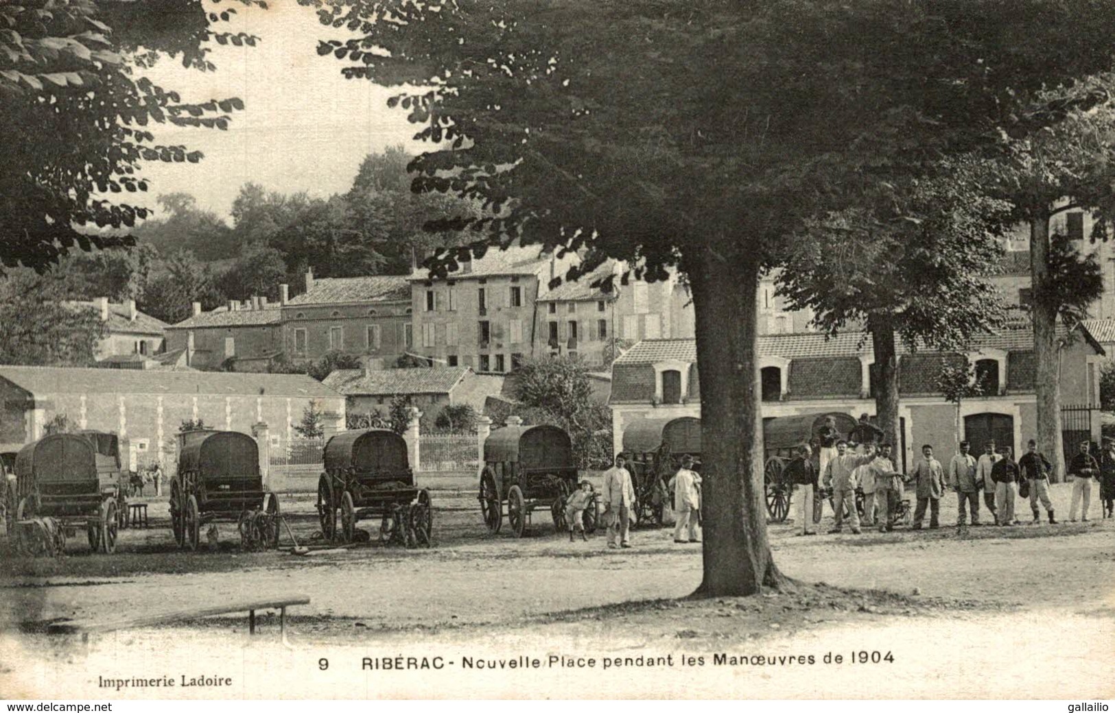 RIBERAC NOUVELLE PLACE PENDANT LES MANOEUVRES DE 1904 - Riberac