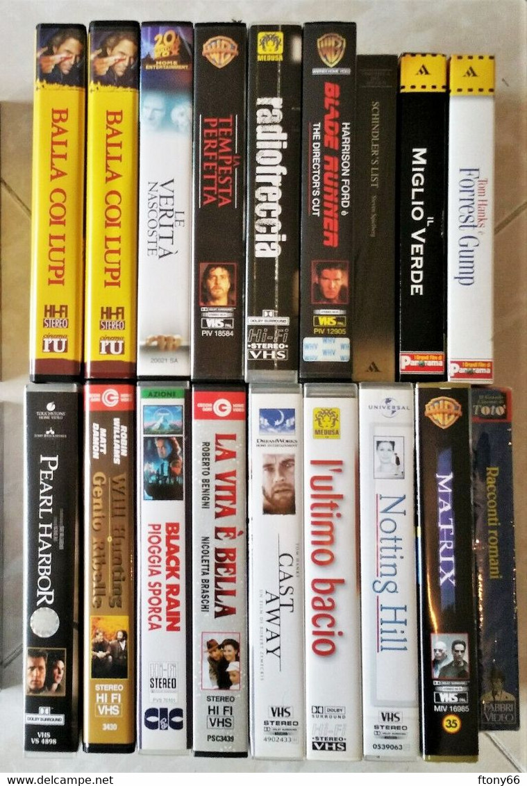 Lotto 18 FILM ORIGINALI In Videocassette VHS - Colecciones & Series