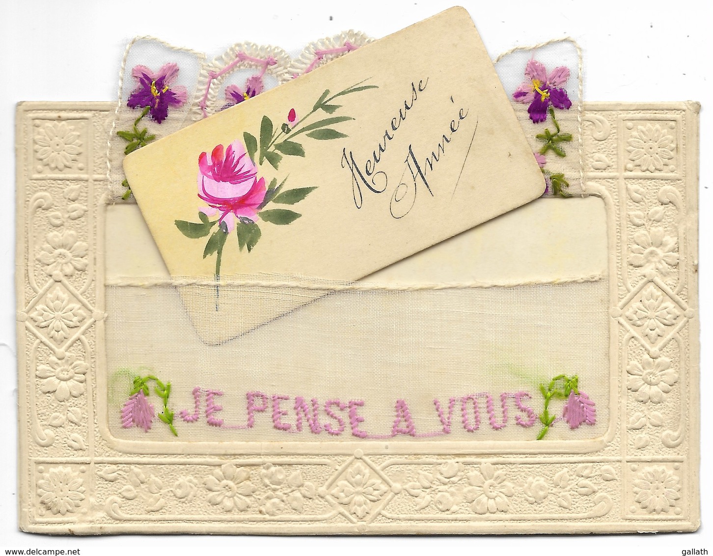 Carte Fantaisie Brodée Formant Pochette "Je Pense à Vous" Avec Petit Carton "Heureuse Année"... (léger Défaut) - Brodées