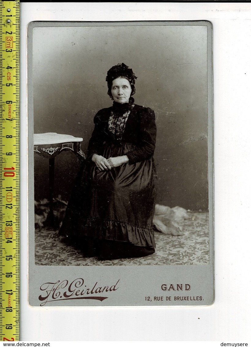 PK G 557 - FEMME - VROUW - PHOTOGRAPHIE HENRI GEIRLAND GAND - Anciennes (Av. 1900)