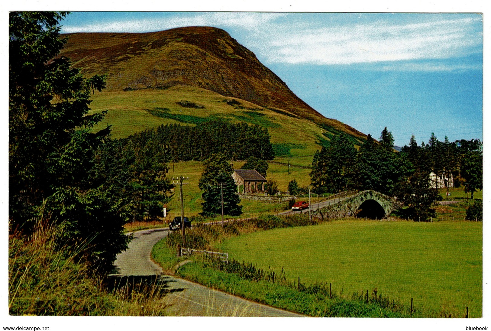 Ref 1358 - Postcard - Cars On The Road - Ben Gulabin - Spittal Of Glenshee - Perthshire - Perthshire