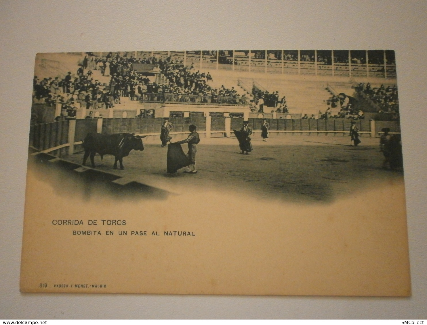 Corrida De Toros, Bombita En Un Pase Al Natural (A9p84) - Corrida