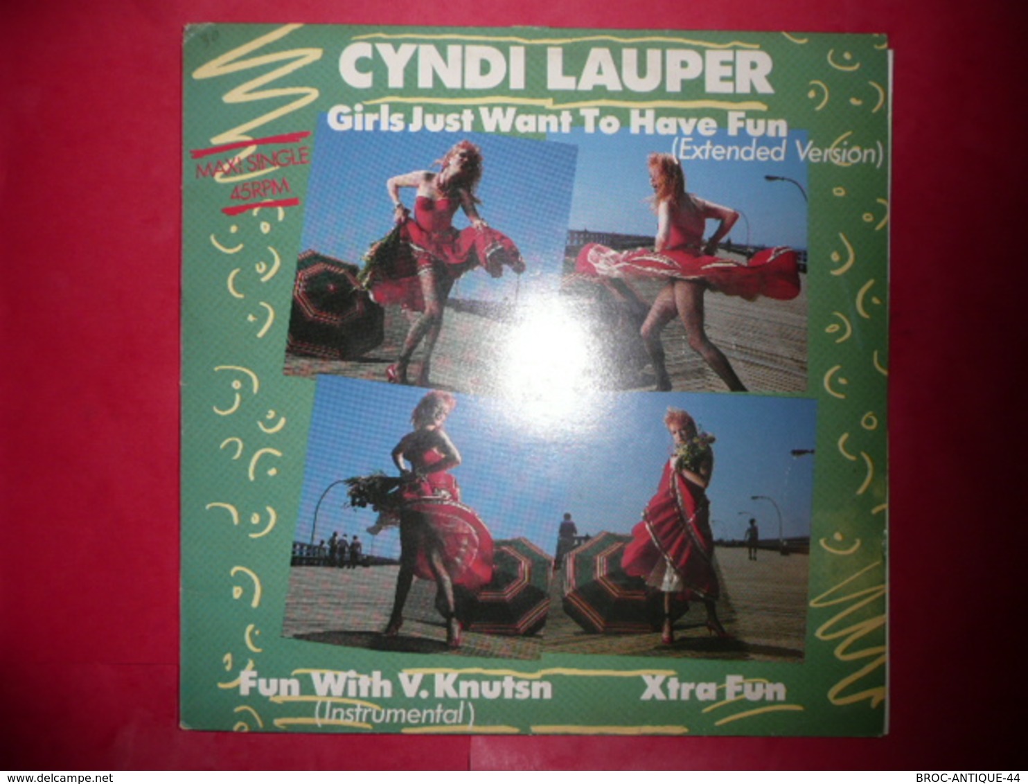 LP33 N°4259 - CYNDI LAUPER - GIRLS JUST WANT TO HAVE FUN - 12.3943 - POP ROCK - GRANDE ARTISTE POUR MOI - 45 T - Maxi-Single