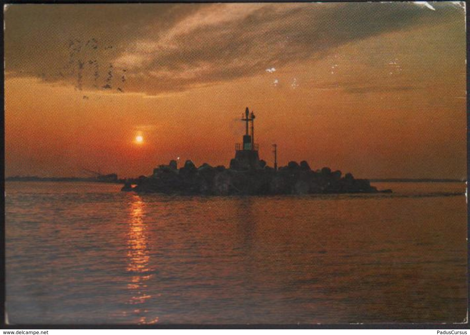 Italia Sottomarina Chioggia Venezia Tramonto Sulla Diga Faro Sunset On The Dam Lighthouse Barrage Phare CAR00026. - Chioggia