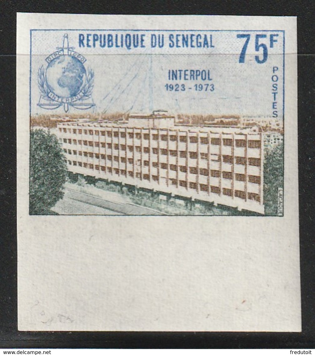 SENEGAL - N°397 ** NON DENTELE (1973) Interpol - Senegal (1960-...)