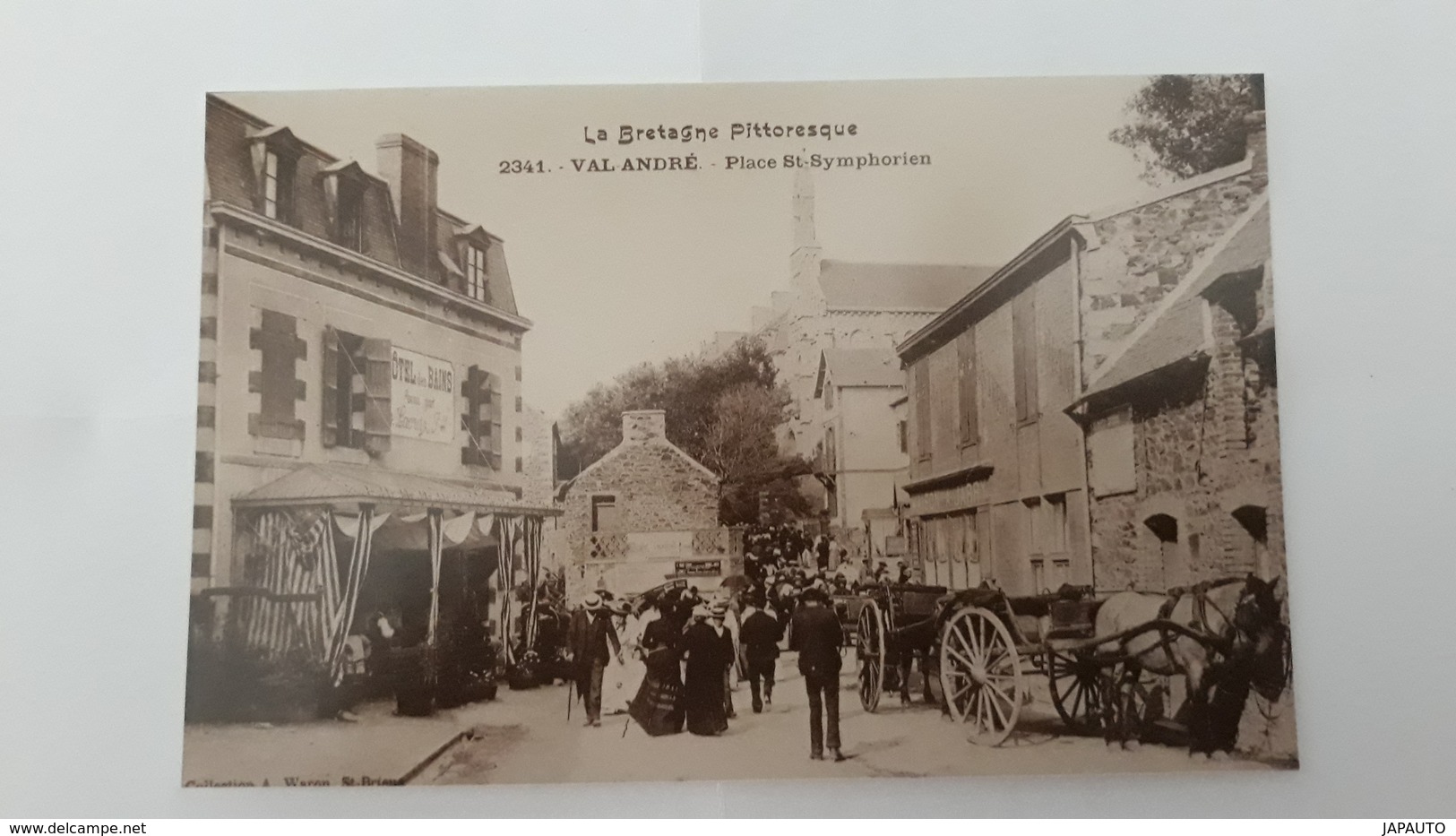 REPRO CPA// PLENEUF VAL ANDRE Place Saint SYMPHORIEN - Pléneuf-Val-André