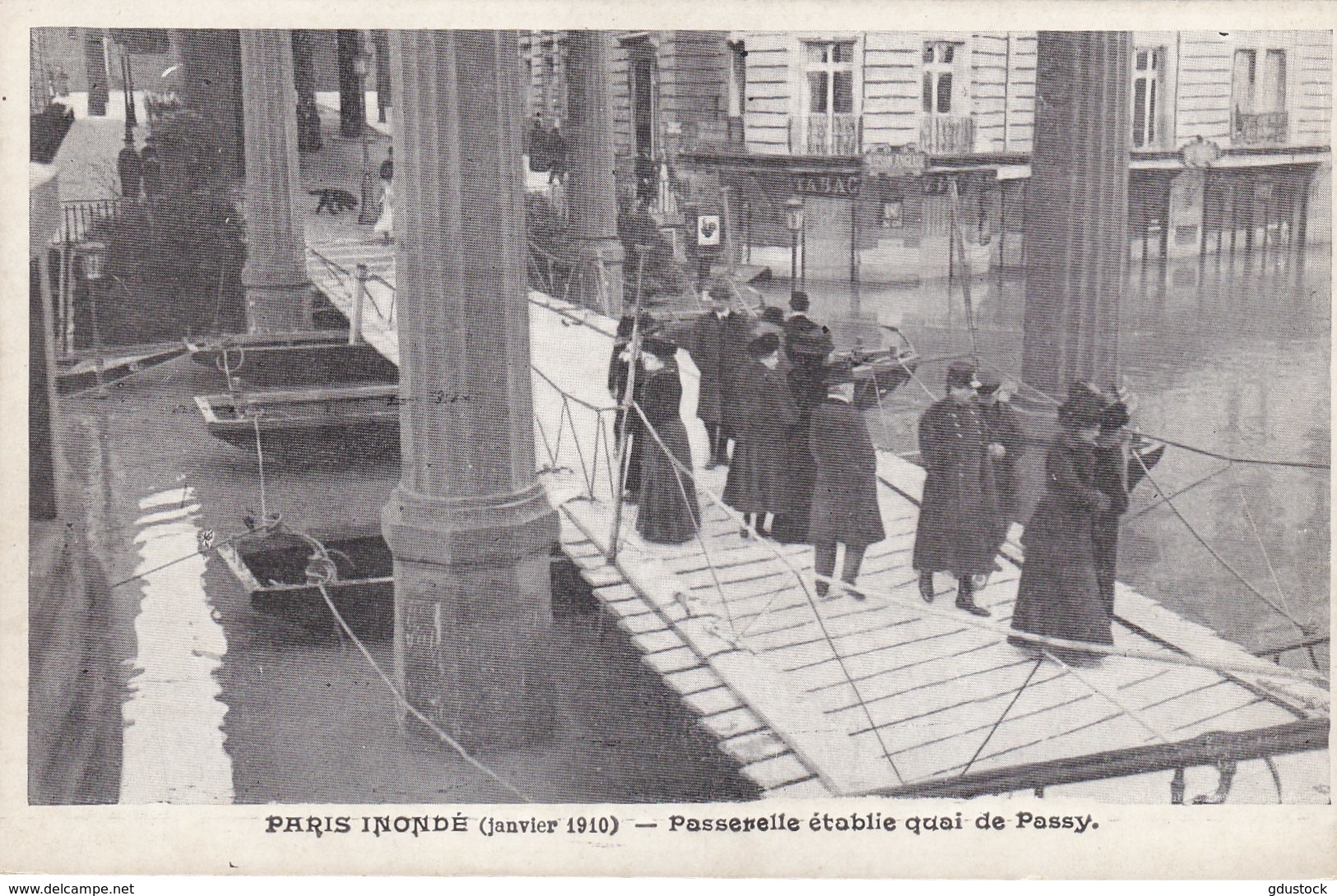 Paris Inondé - (janvier 1910) - Passerelle établie Quai De Passy - Überschwemmung 1910