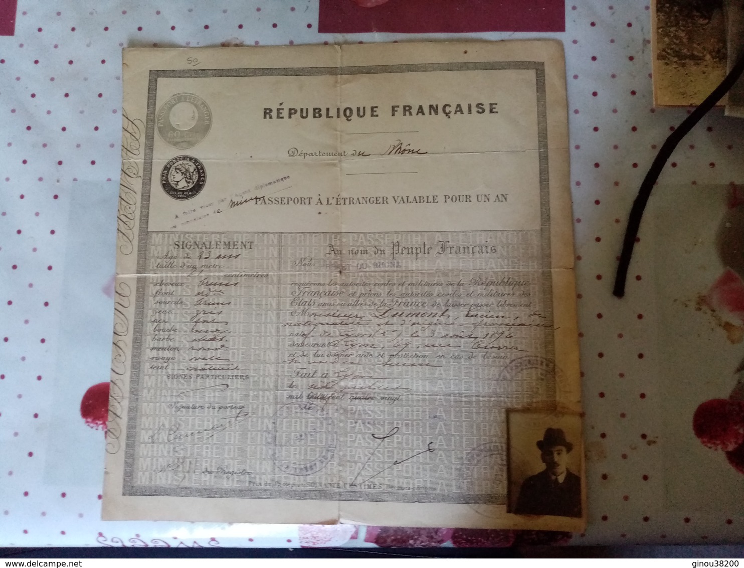 Vieux Passeport De 1920 Entre La France Et La Suisse - Non Classés