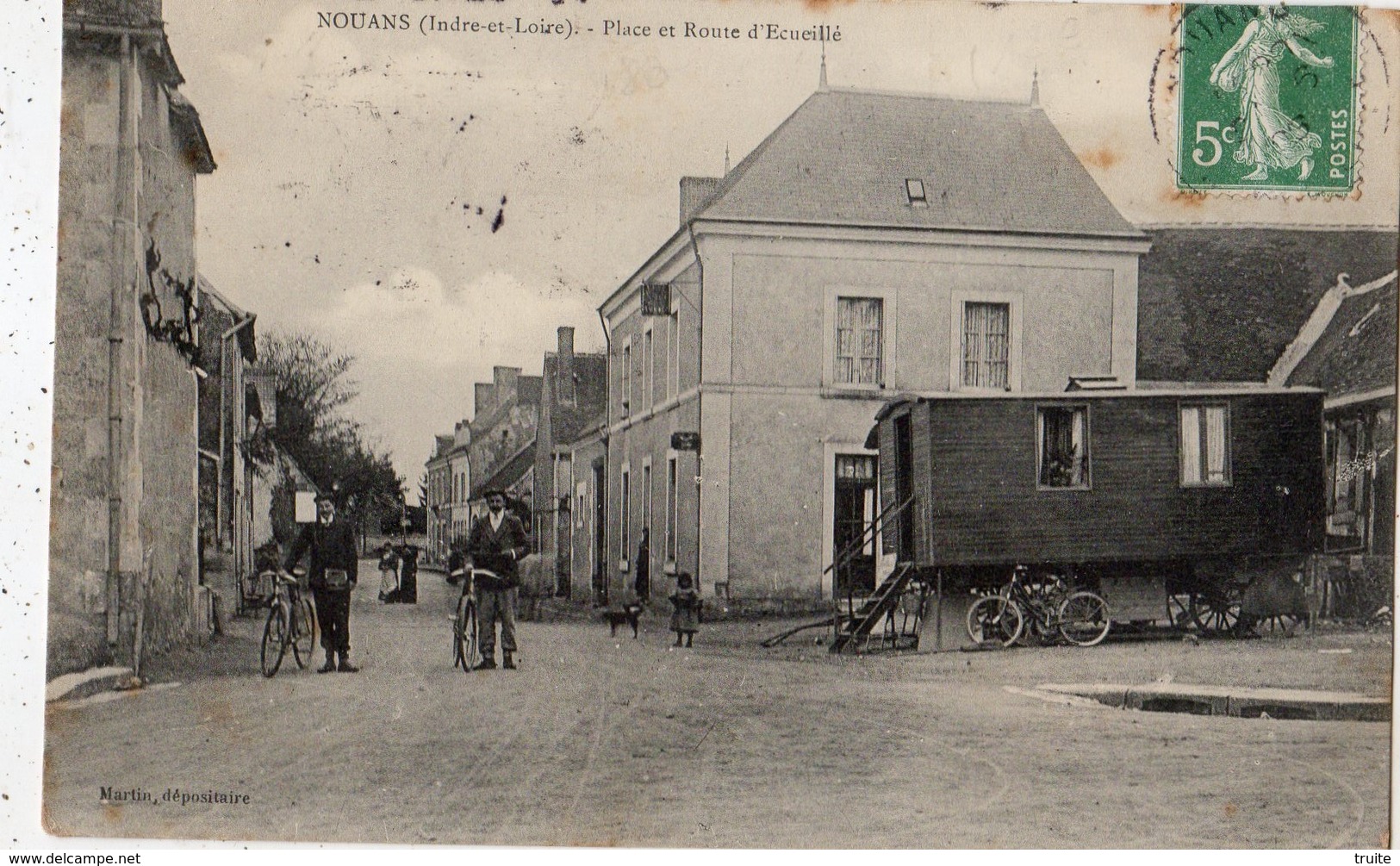 NOUANS PLACE ET ROUTE D'ECUEILLE (ROULOTTE BOHEMIENS) - Other & Unclassified