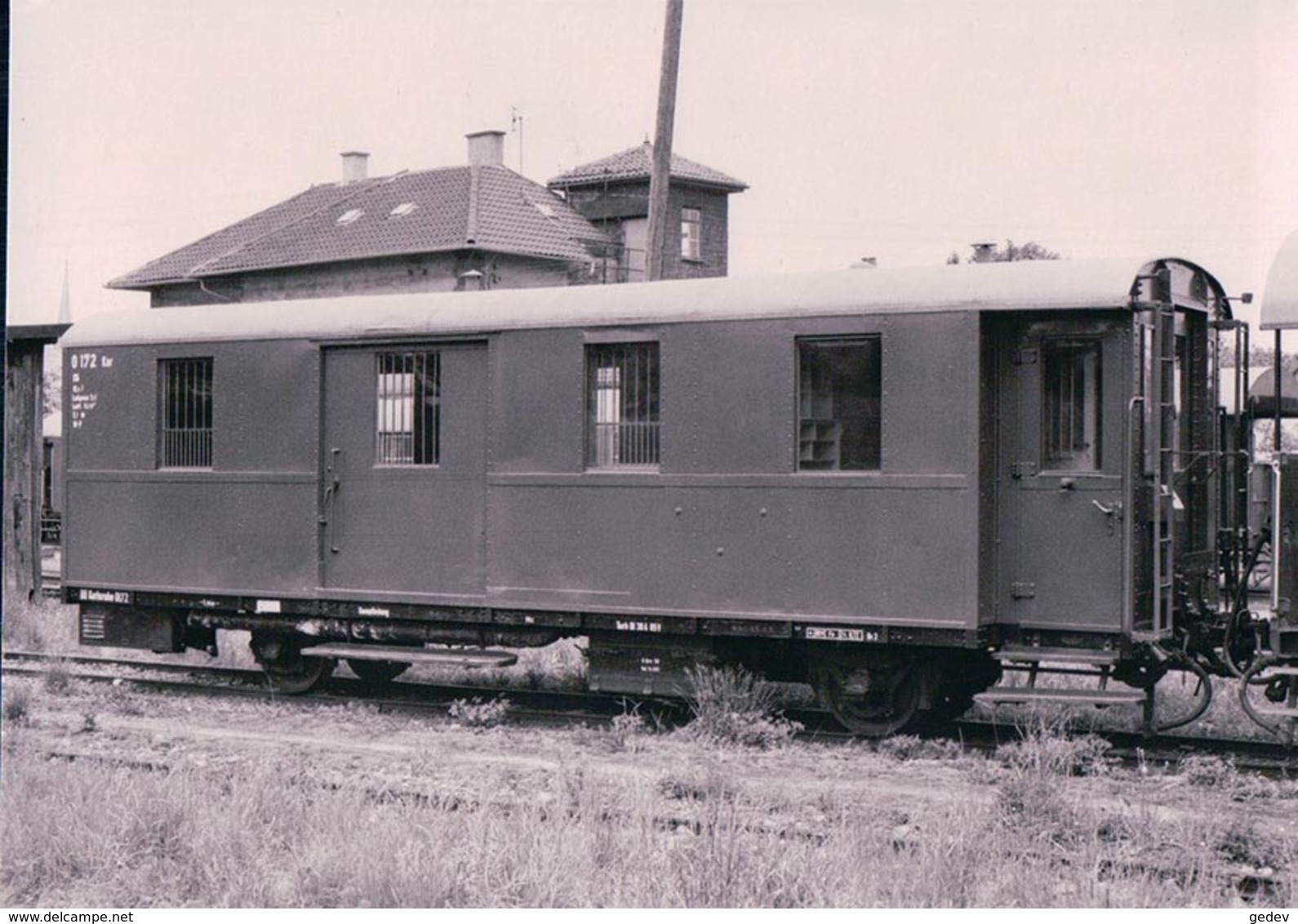 Deutsche Bundesbahn, Bade-Wurtemberg, Fourgon En Gare De Mudau Photo 1972 BVA DB 636.12 - Bahnhöfe Mit Zügen