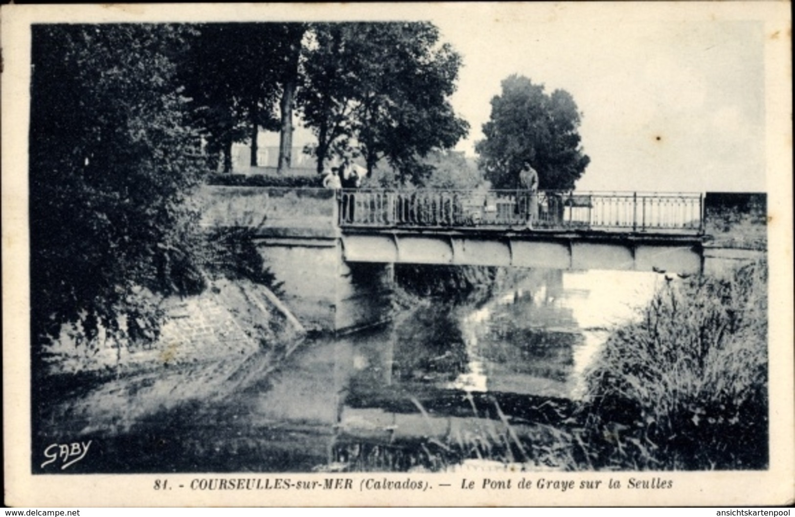 Cp Courseulles Sur Mer Calvados, Le Pont De Graye Sur La Seulles, Flusspartie Mit Brücke - Other & Unclassified