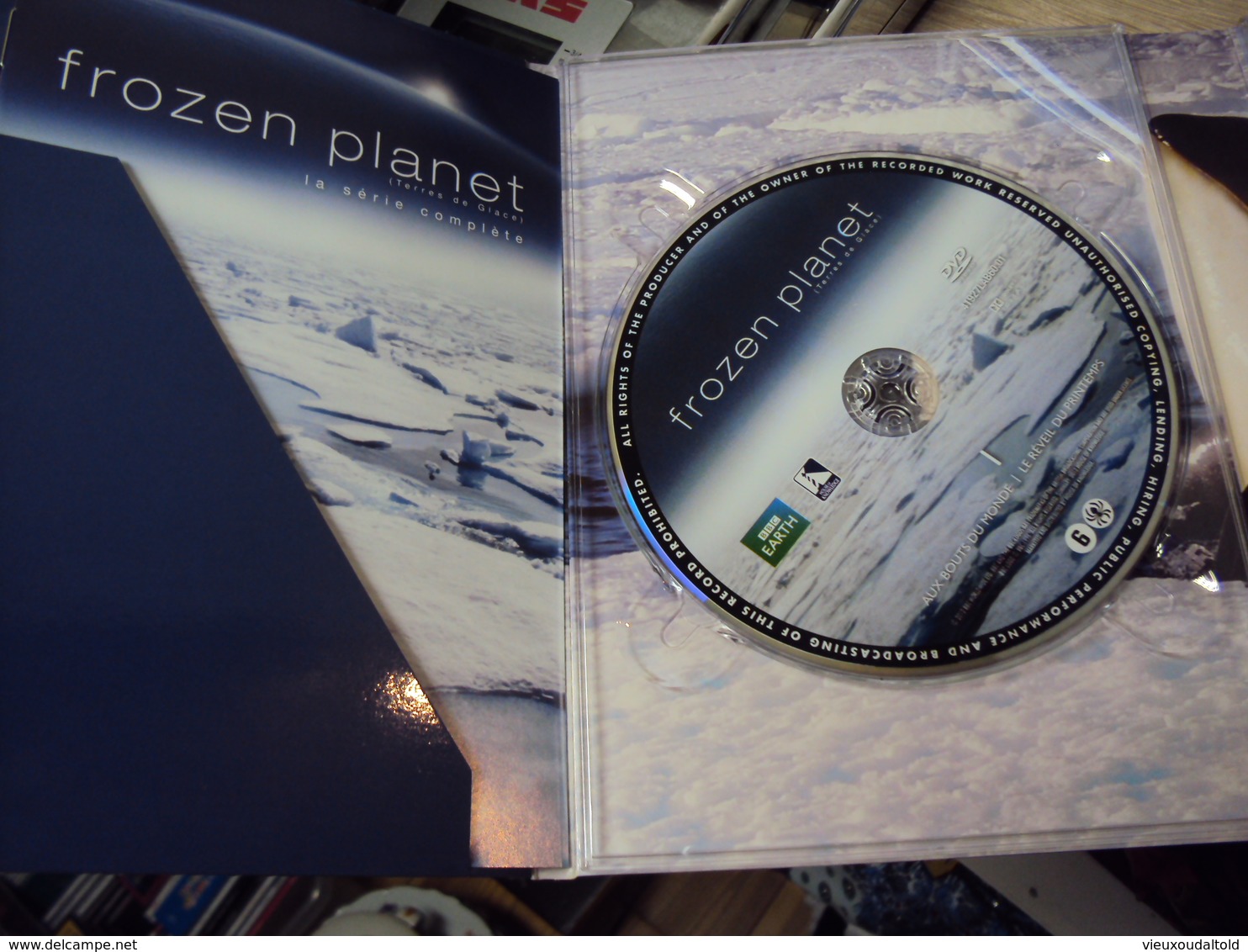 BOX 4 DVD    TERRES DE GLACE  (Frozen Planet) La Série Complète  (BBC EARTH) - Dokumentarfilme