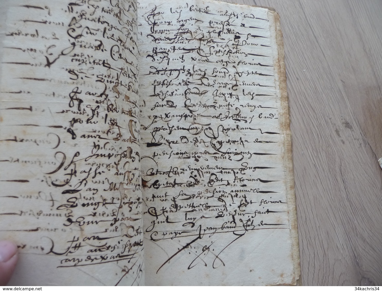 Manuscrit Papier Couverture Velin 1614 Attestations Pensions Jean Baud Brulat De Malemort 5 P Petit Manque En 1 - Manuscrits