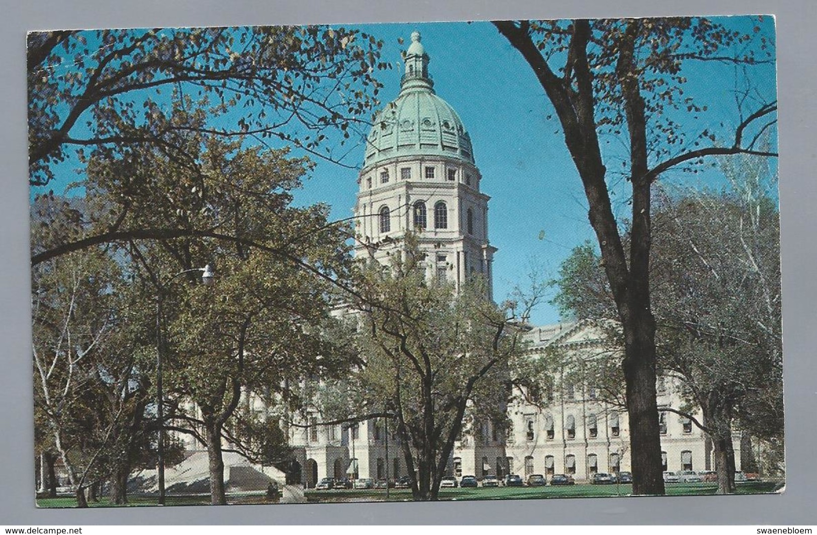 US.- TOPEKA, KANSAS. THE BEAUTIFUL KANSAS STATE CAPITOL. 1965. - Topeka