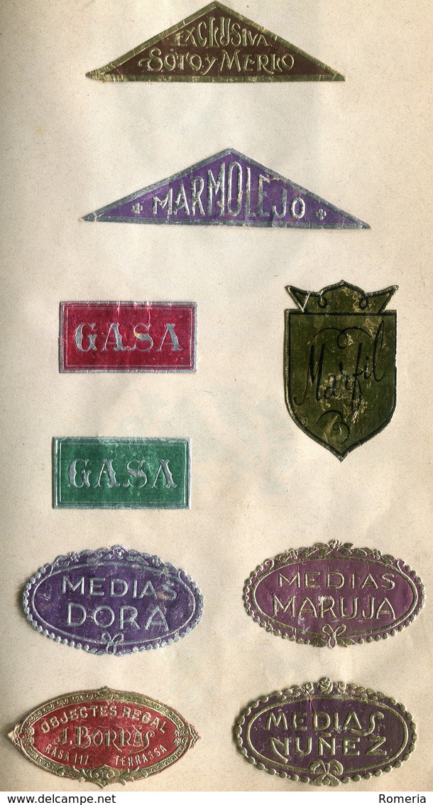 Spectaculaire collection d'étiquettes Années 1930 à 1950 - Barcelone et Madrid - 123 pages 585 étiquettes -