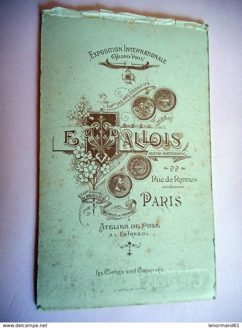 PHOTO CDV 19 EME JEUNE FEMME CHIC COIFFURE MODE  Cabinet VALLOIS A PARIS - Anciennes (Av. 1900)