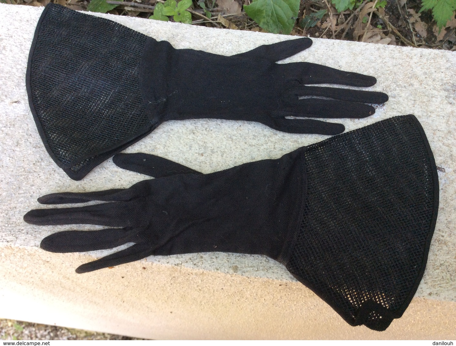 TP04 // GANTS DE CEREMONIE POUR ENFANT / NOIRS - Other & Unclassified