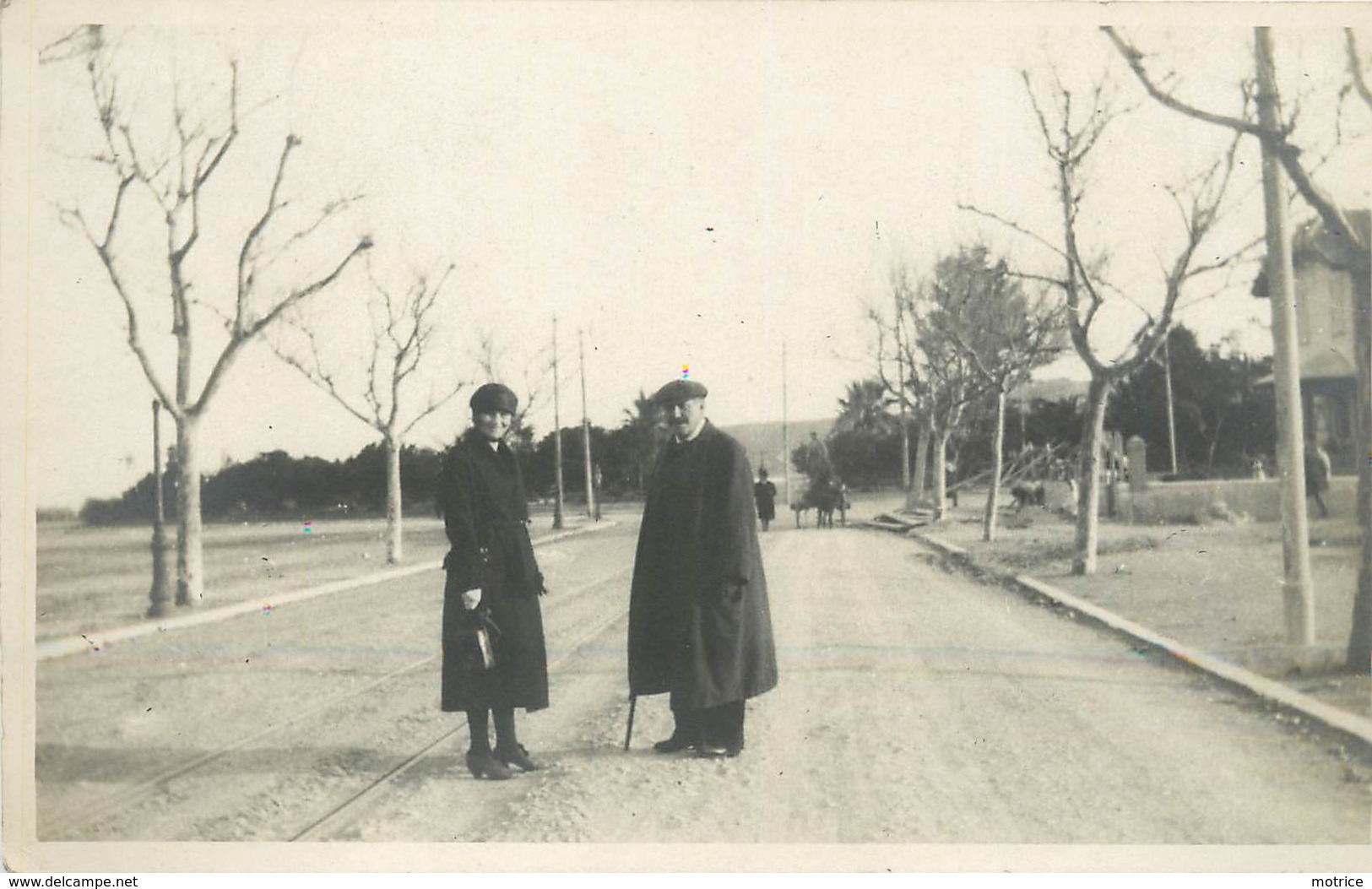 ANTIBES - Avenue, Carte Photo En 1922, à Localiser. - Zu Identifizieren