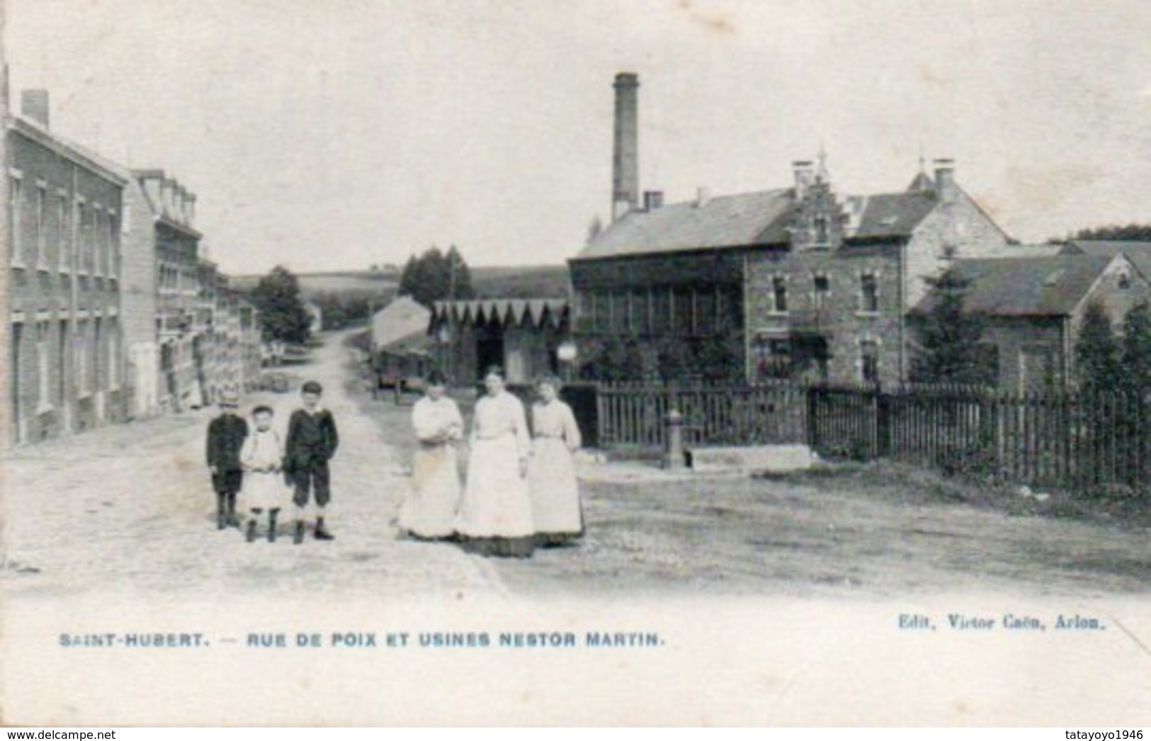 Saint-Hubert Rue De Poix Et Usines Nestor Martin Bien Animée Circulé En 1907 - Saint-Hubert