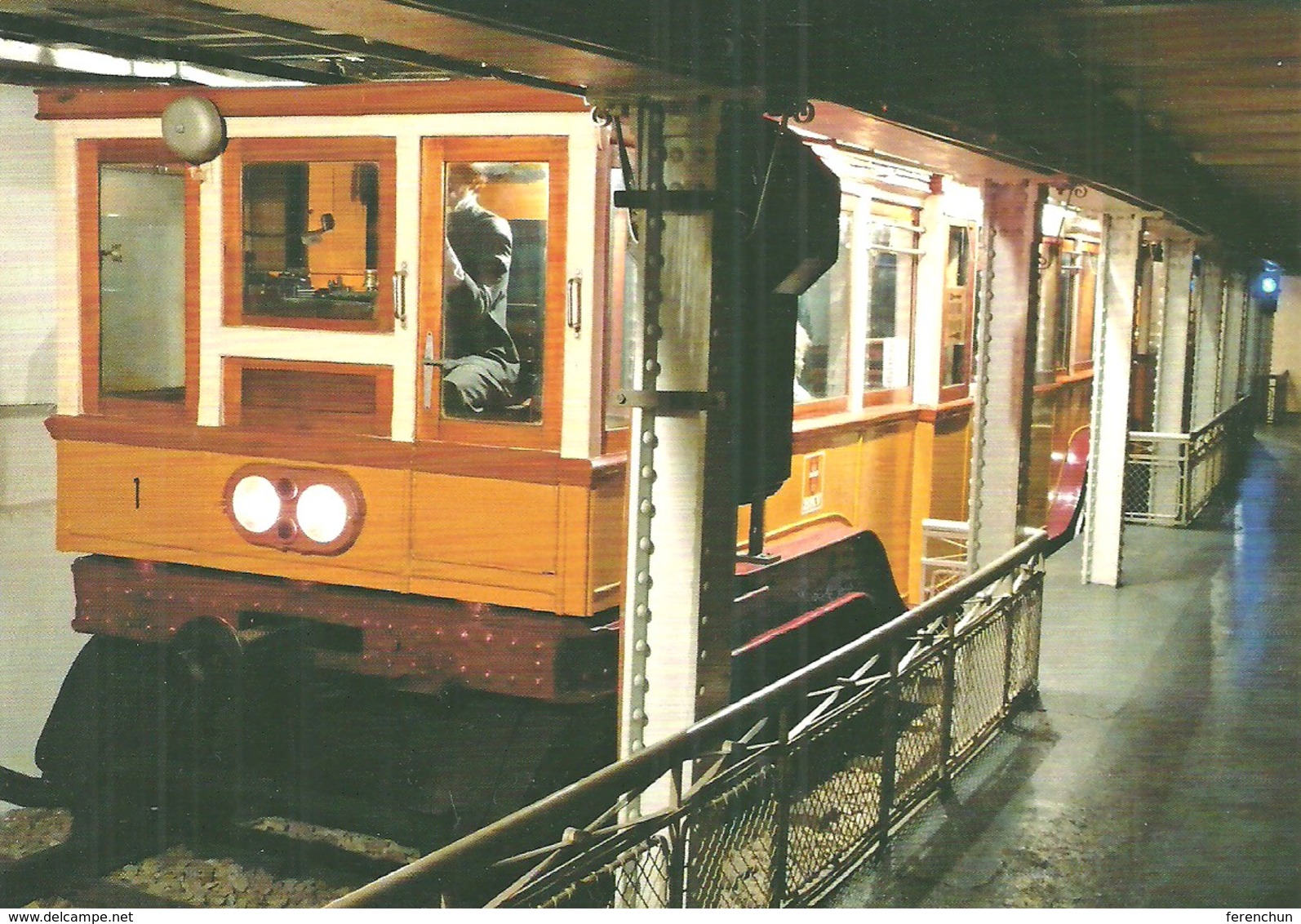 UNDERGROUND SUBWAY METRO RAIL RAILWAY RAILROAD TRAIN BKV BUDAPEST DEAK SQUARE TRANSPORT MUSEUM * Top Card 0307 3 Hungary - Métro