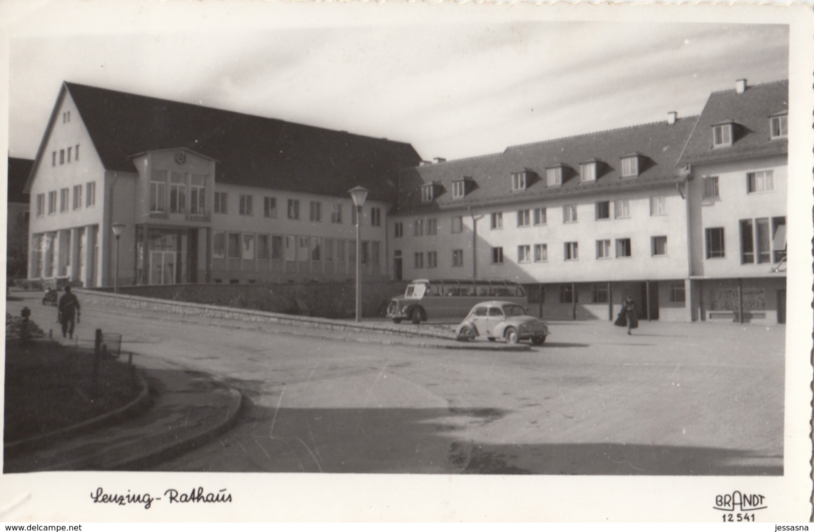 AK - LENZING - Ortsansicht - Rathaus Mit Altem Postautobus 1962 - Vöcklabruck